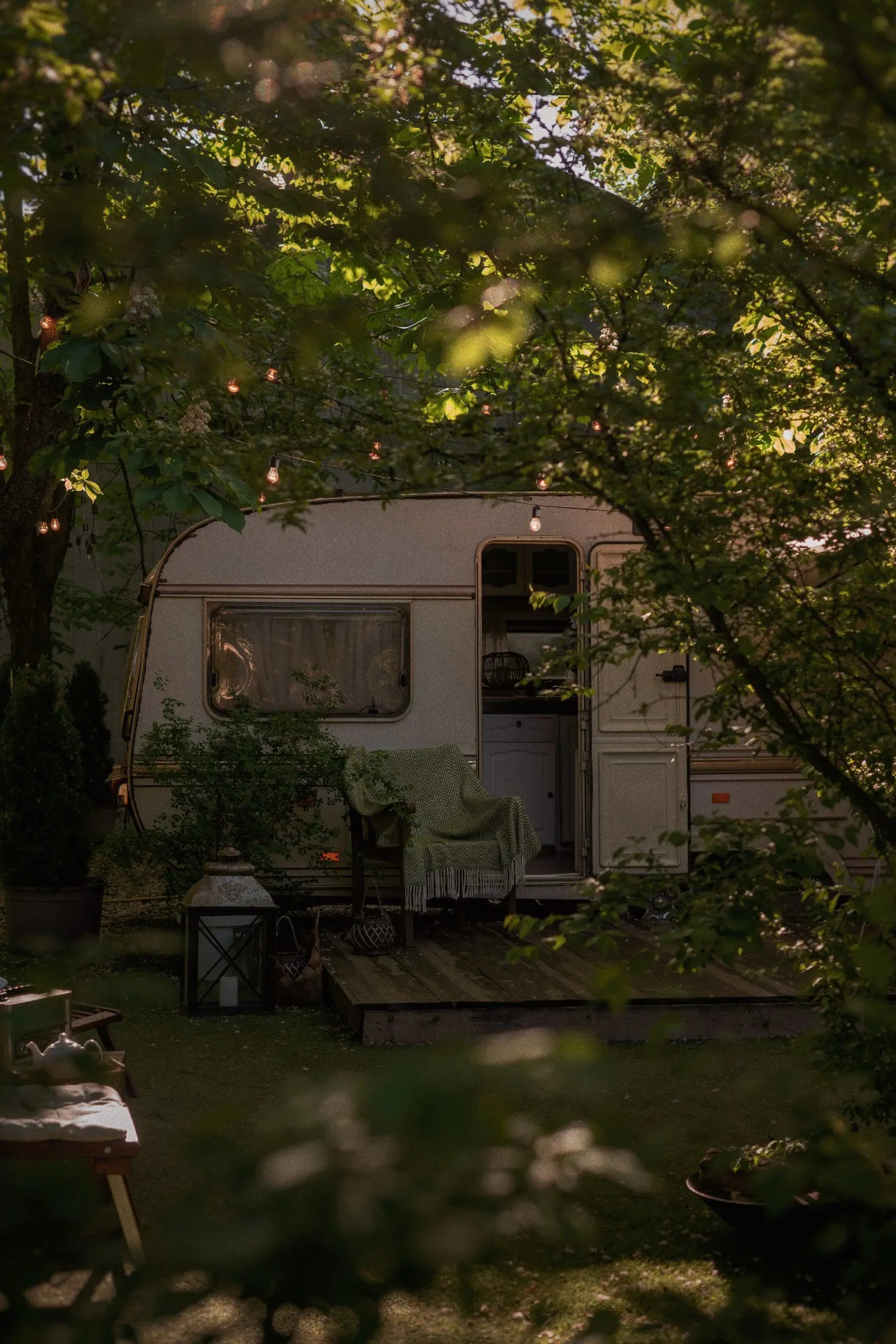 Joining the Caravan: The Gypsy Aesthetic Gains in Popularity on